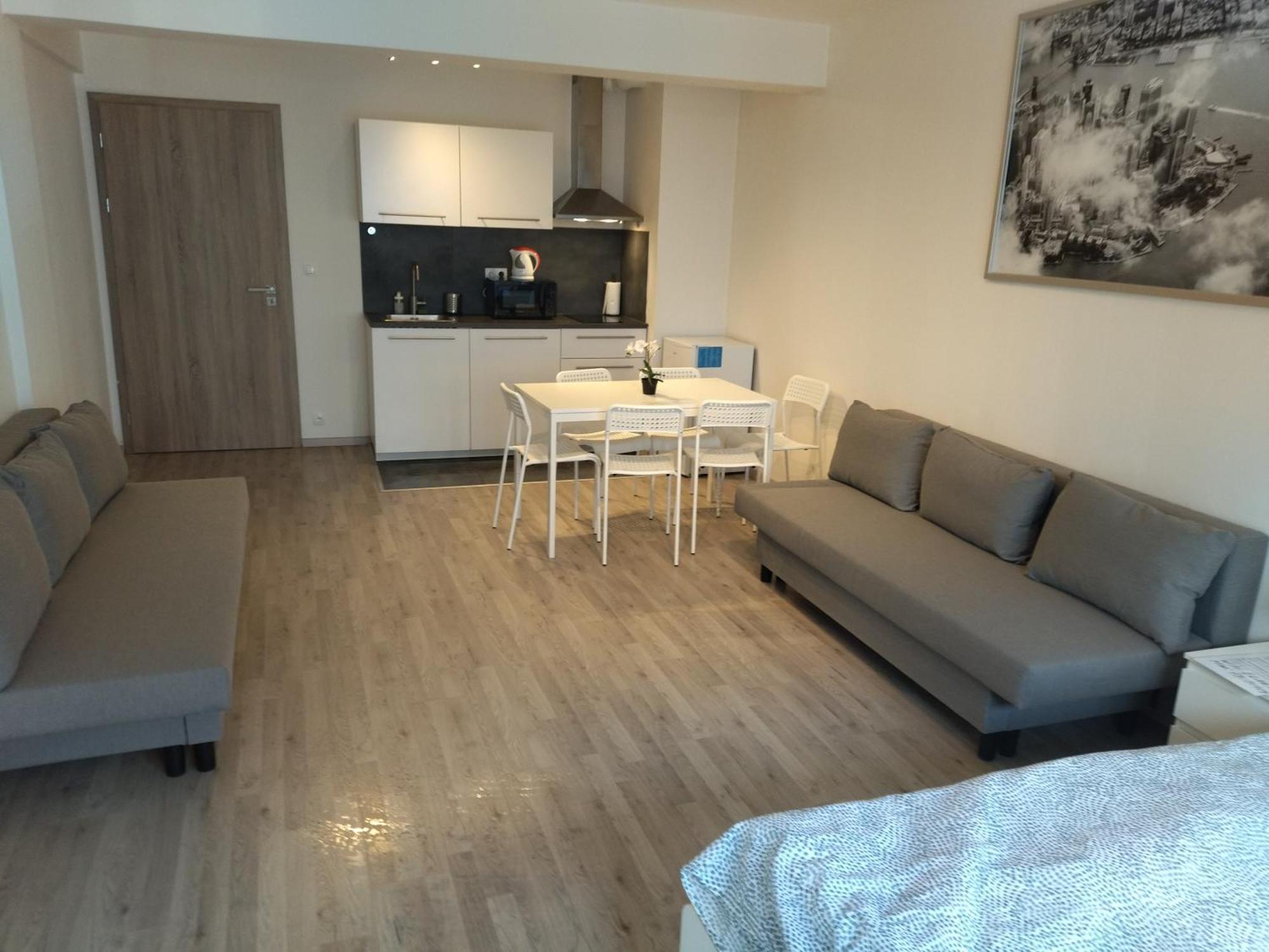 Brand New Studio Apartment #24 In Elite Residence With Free Secure Parking In The Center Prague Extérieur photo
